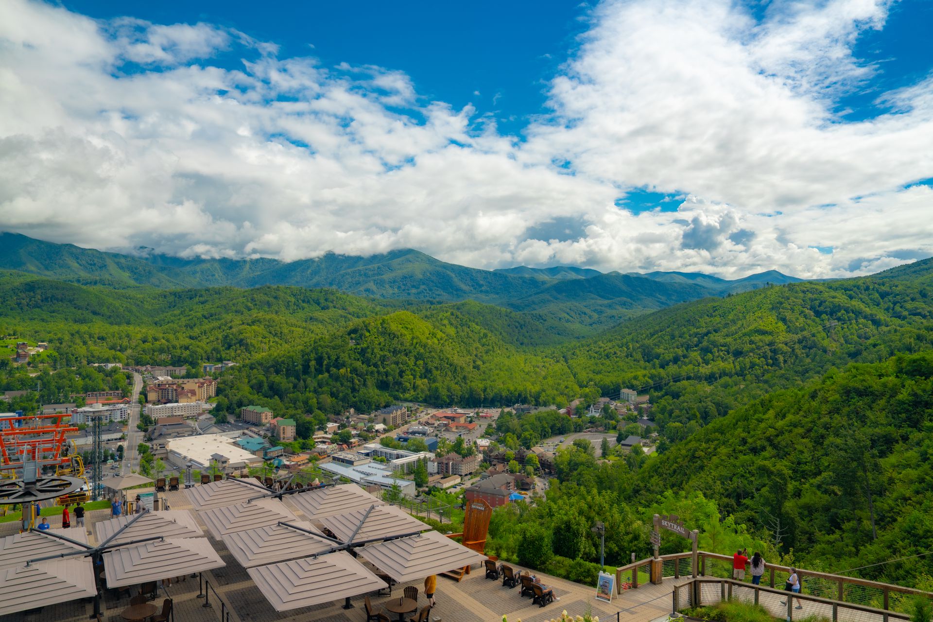 Smoky Mountains + Indoor Water Park